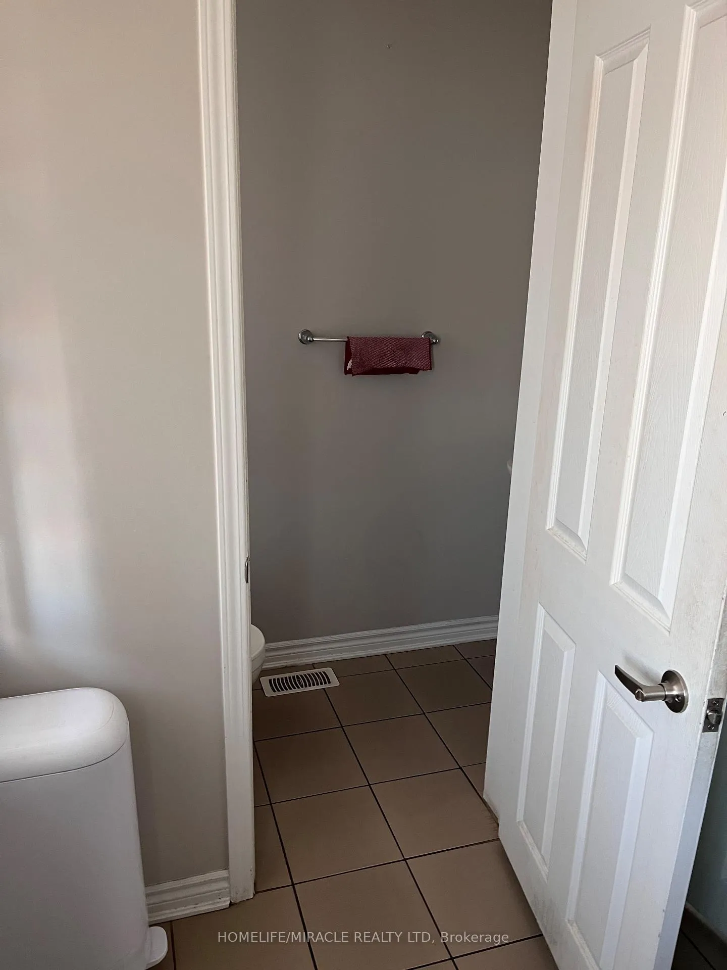 Photo 24 of 12 Meadowcrest Lane, Brampton, Northwest Brampton — HOMEH