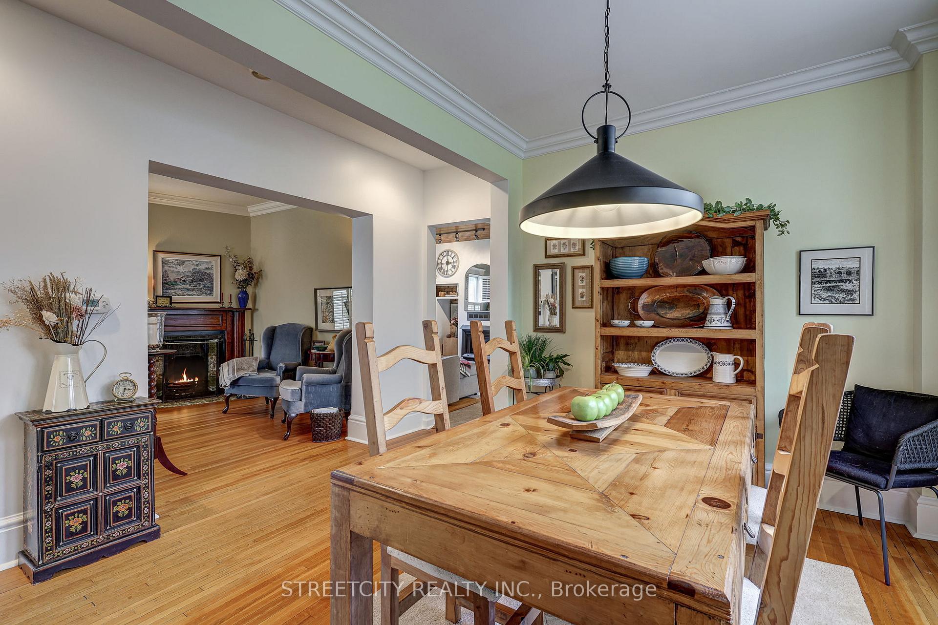Photo 13 of 19 Prince Albert Street, St. Thomas — HOMEH