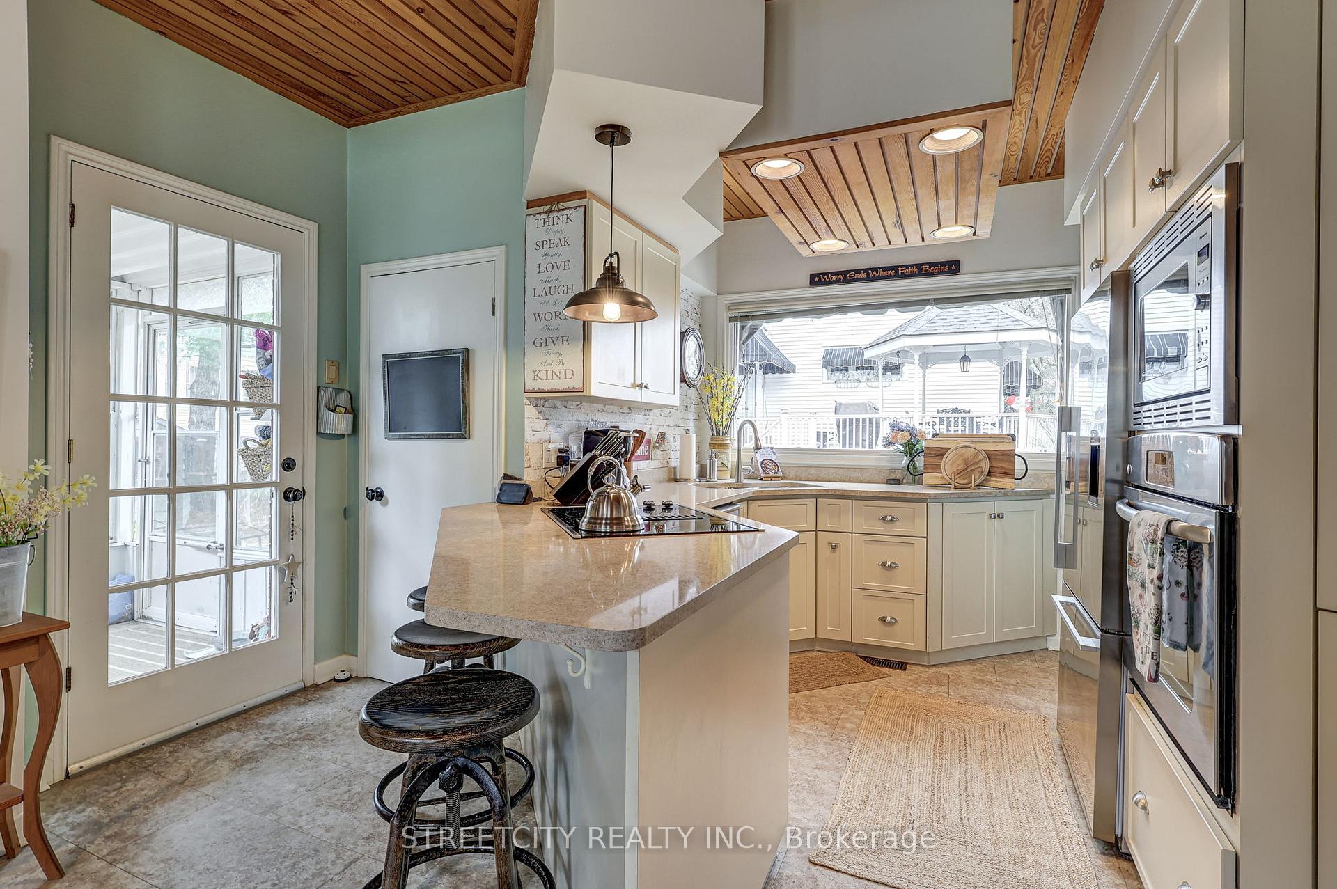 Photo 19 of 19 Prince Albert Street, St. Thomas — HOMEH