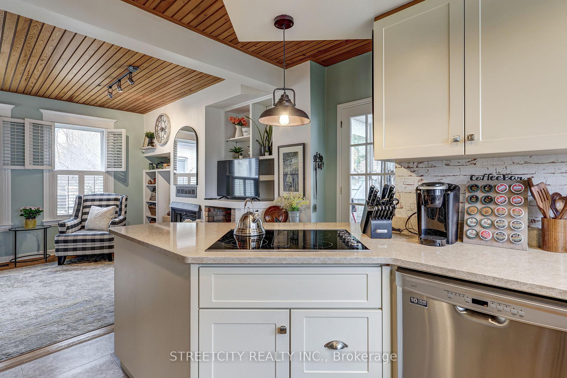 Photo 34 of 19 Prince Albert Street, St. Thomas — HOMEH