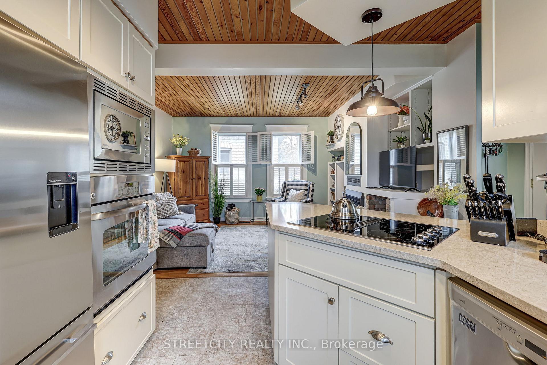 Photo 29 of 19 Prince Albert Street, St. Thomas — HOMEH