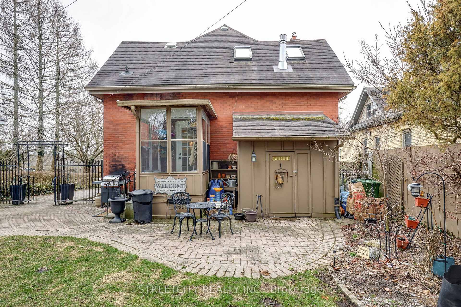 Photo 42 of 19 Prince Albert Street, St. Thomas — HOMEH