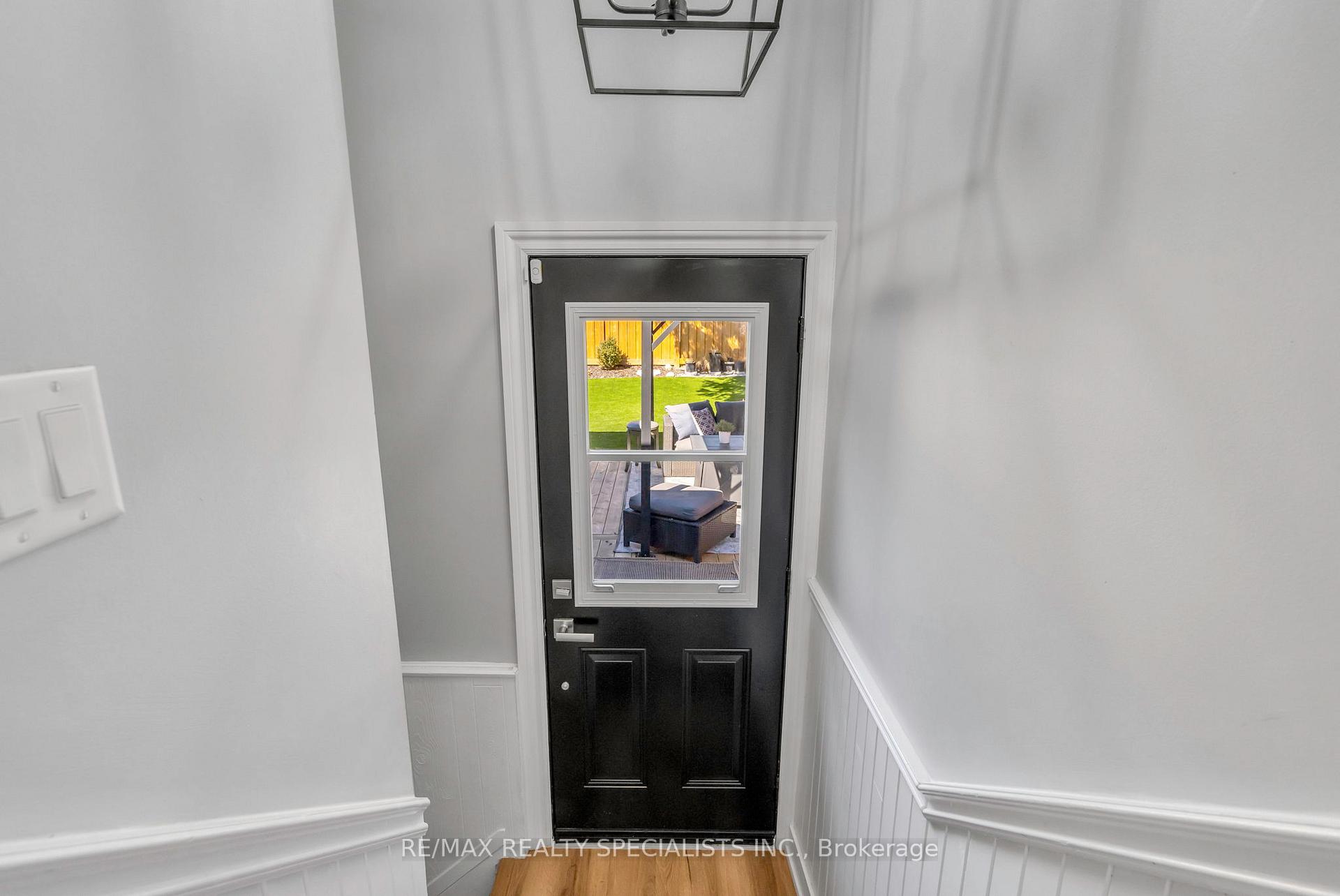 Photo 8 of 16 Kenilworth Road, Brampton, Madoc — HOMEH