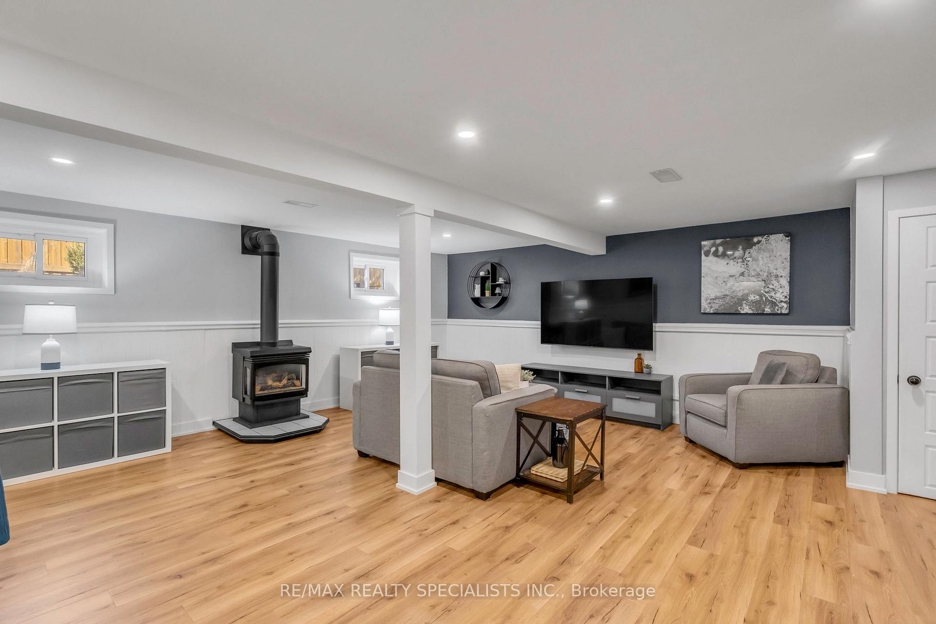 Photo 35 of 16 Kenilworth Road, Brampton, Madoc — HOMEH