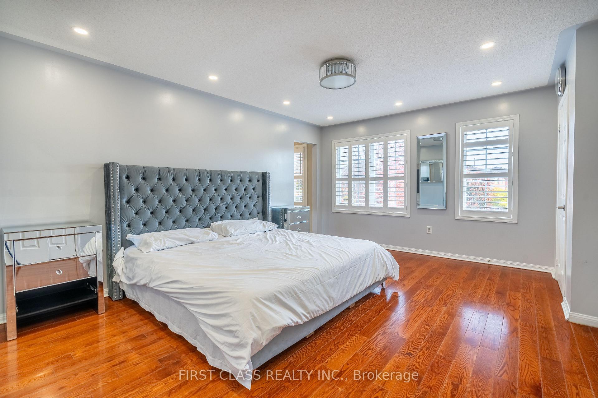 Photo 20 of 26 Pecan Drive, Brampton, Vales of Castlemore — HOMEH