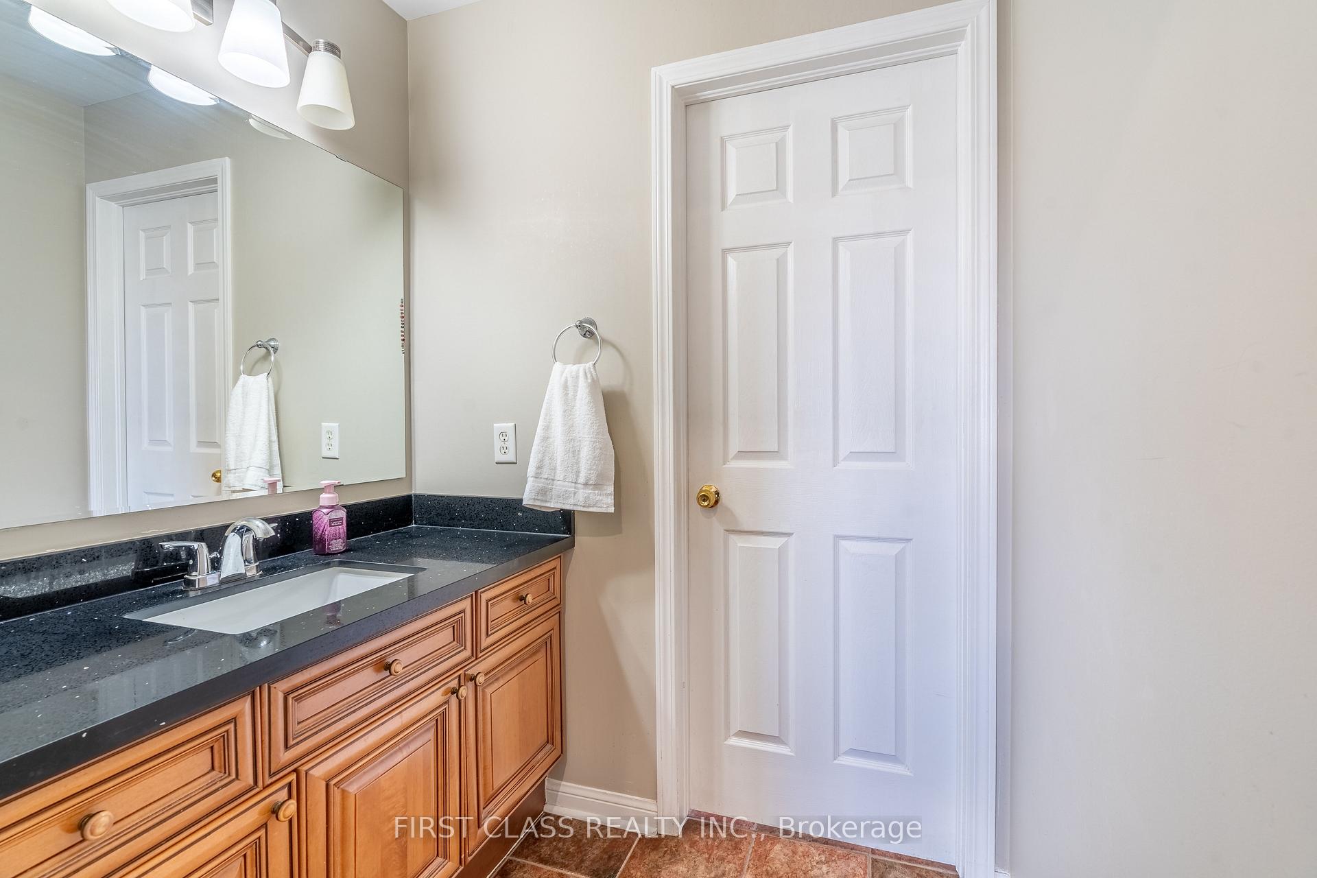 Photo 23 of 26 Pecan Drive, Brampton, Vales of Castlemore — HOMEH
