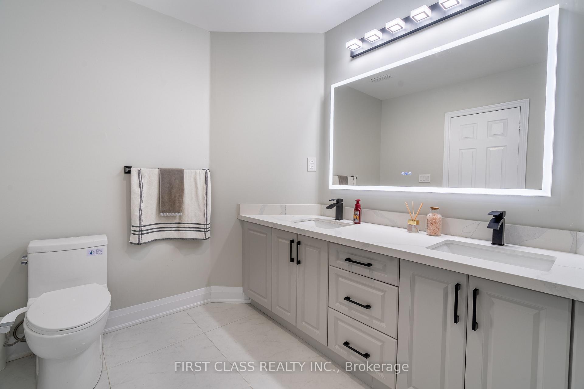 Photo 30 of 26 Pecan Drive, Brampton, Vales of Castlemore — HOMEH