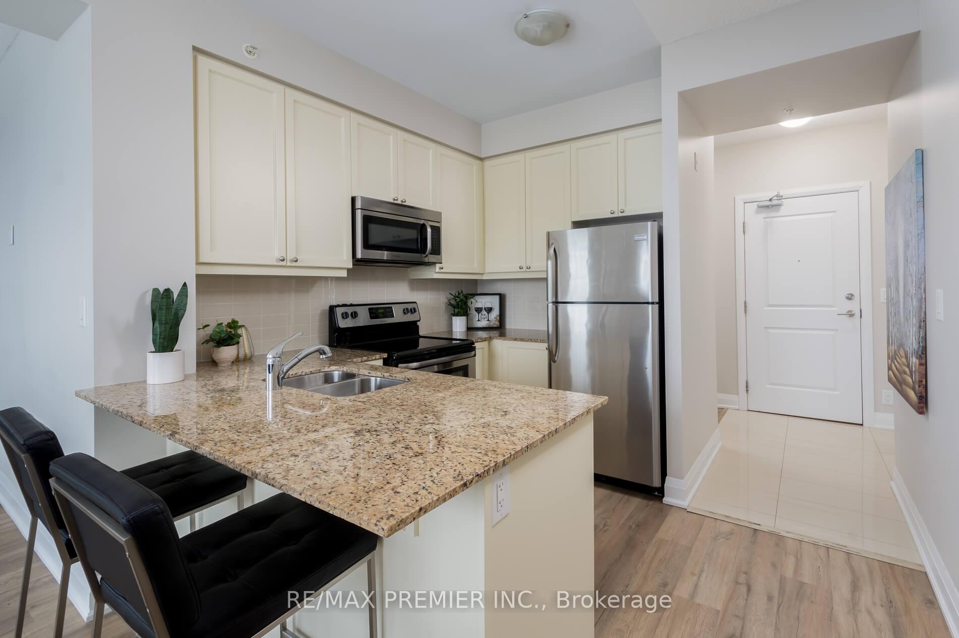 Photo 8 of Unit 209, 12 Woodstream Boulevard, Vaughan, Vaughan Grove — HOMEH