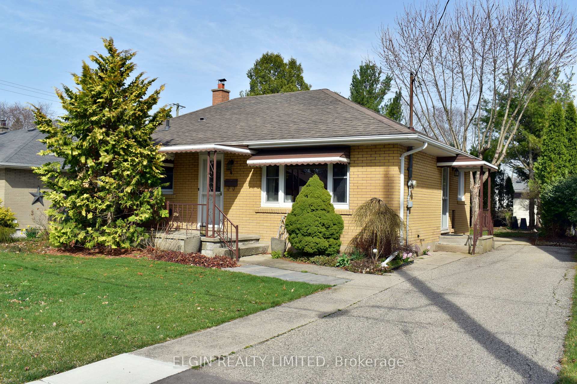 Photo 14 of 4 Meehan Street, St. Thomas — HOMEH