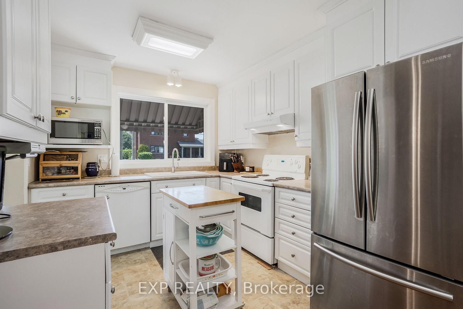 Photo 11 of 323 Susan Avenue, Cornwall — HOMEH