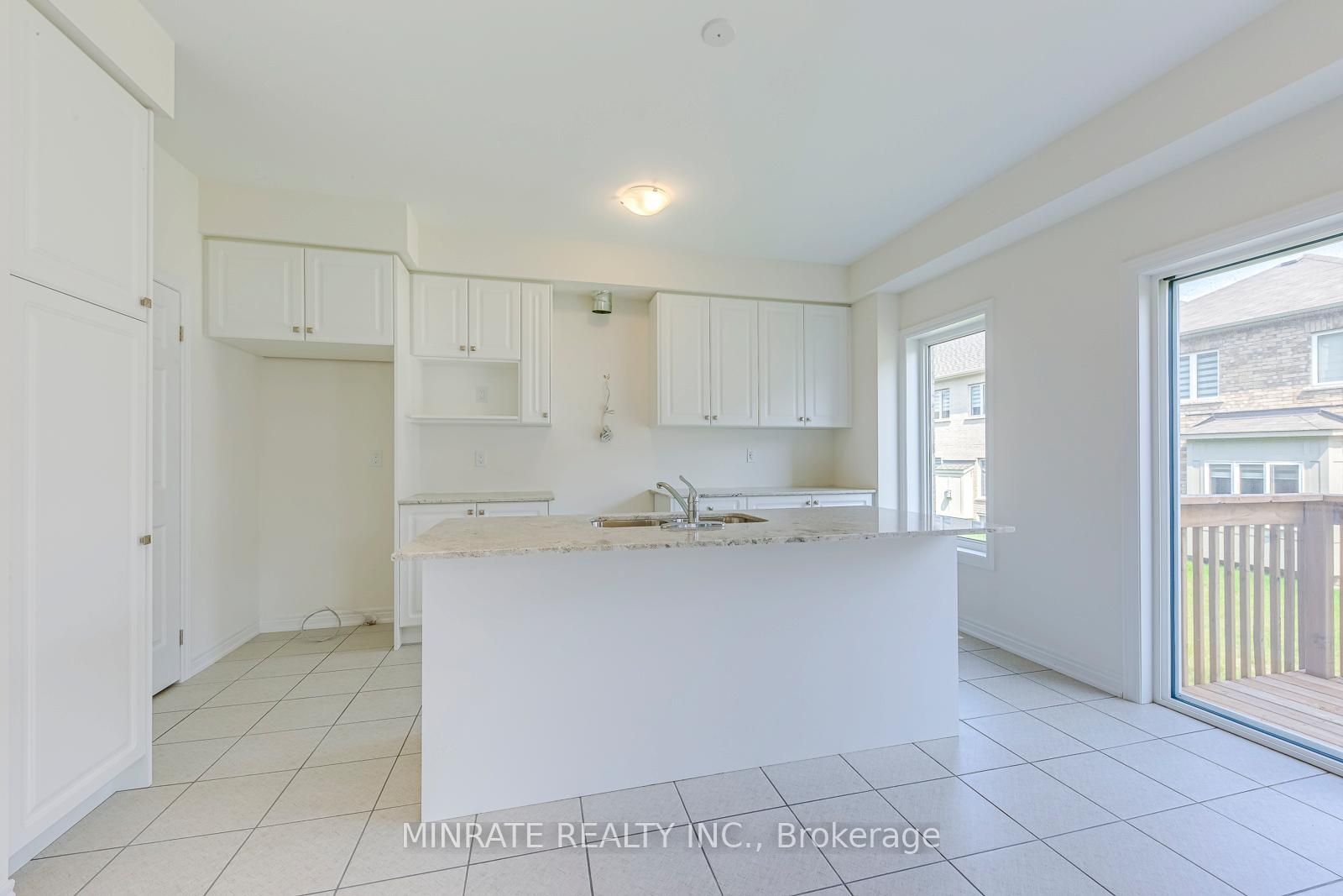 Photo 8 of 3934 Leonardo Street, Burlington, Alton — HOMEH