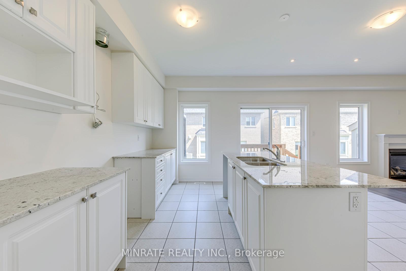 Photo 10 of 3934 Leonardo Street, Burlington, Alton — HOMEH