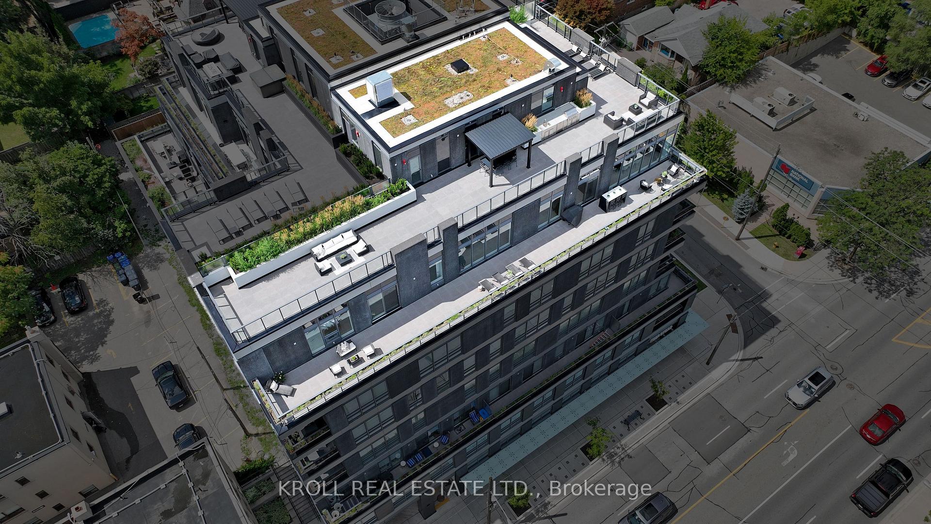 Front of Unit 703, 355 Bedford Park Avenue