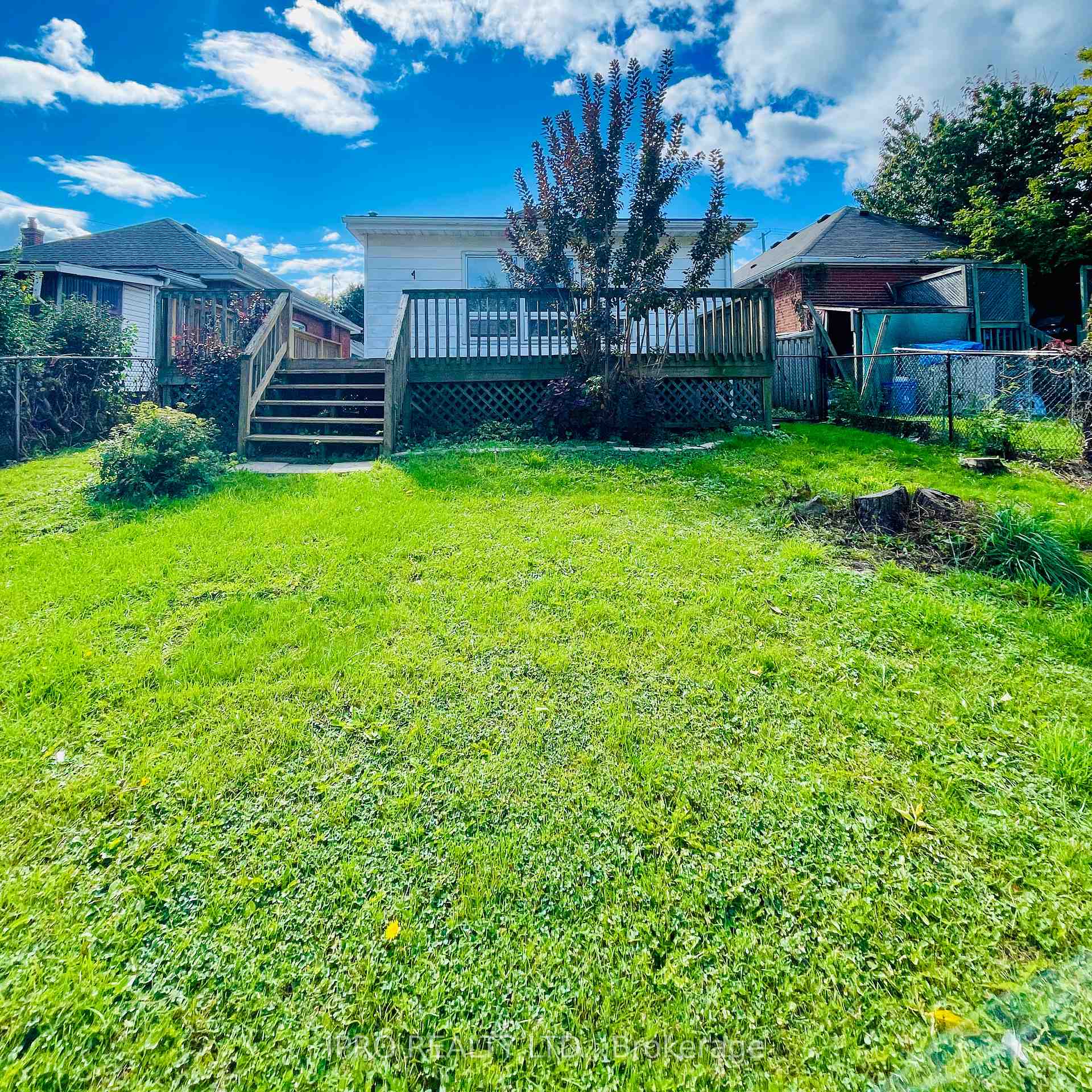 Photo 30 of 115 Brucedale Avenue E, Hamilton, Centremount — HOMEH