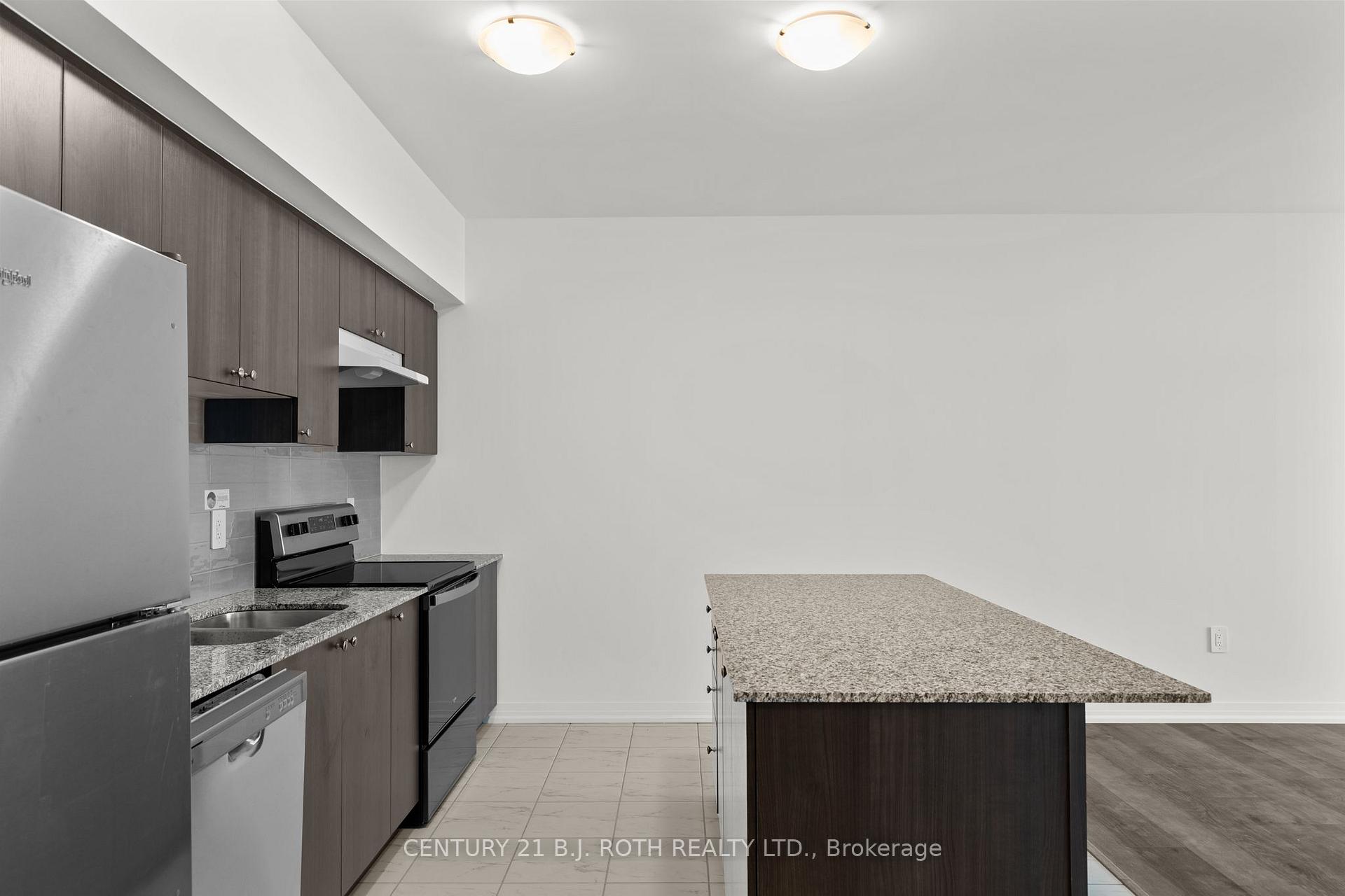 Photo 6 of Unit 504, 15 Kneeshaw Drive, Barrie, Rural Barrie Southeast — HOMEH