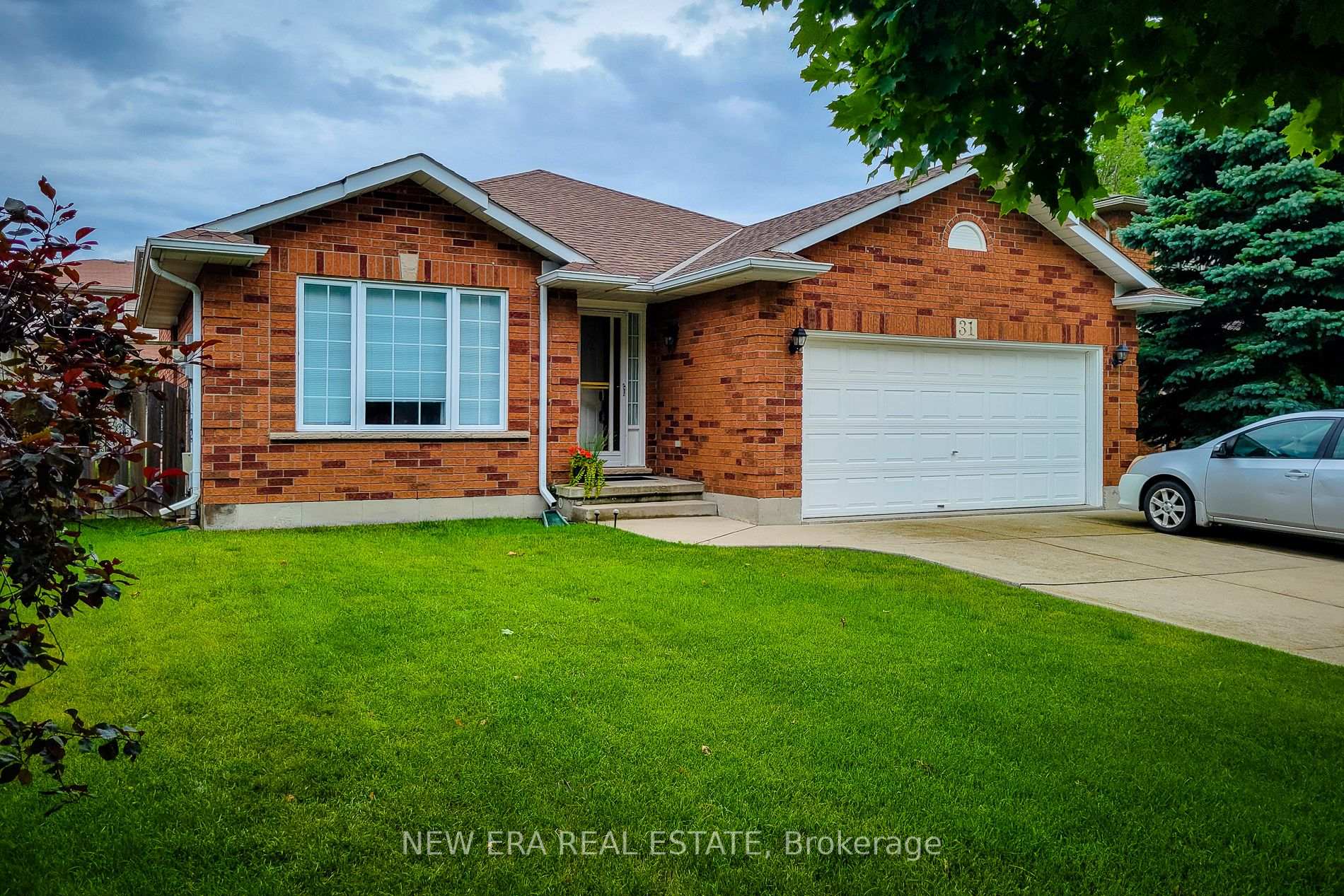 Photo 17 of 31 Foxmeadow Drive, Hamilton, Stoney Creek — HOMEH