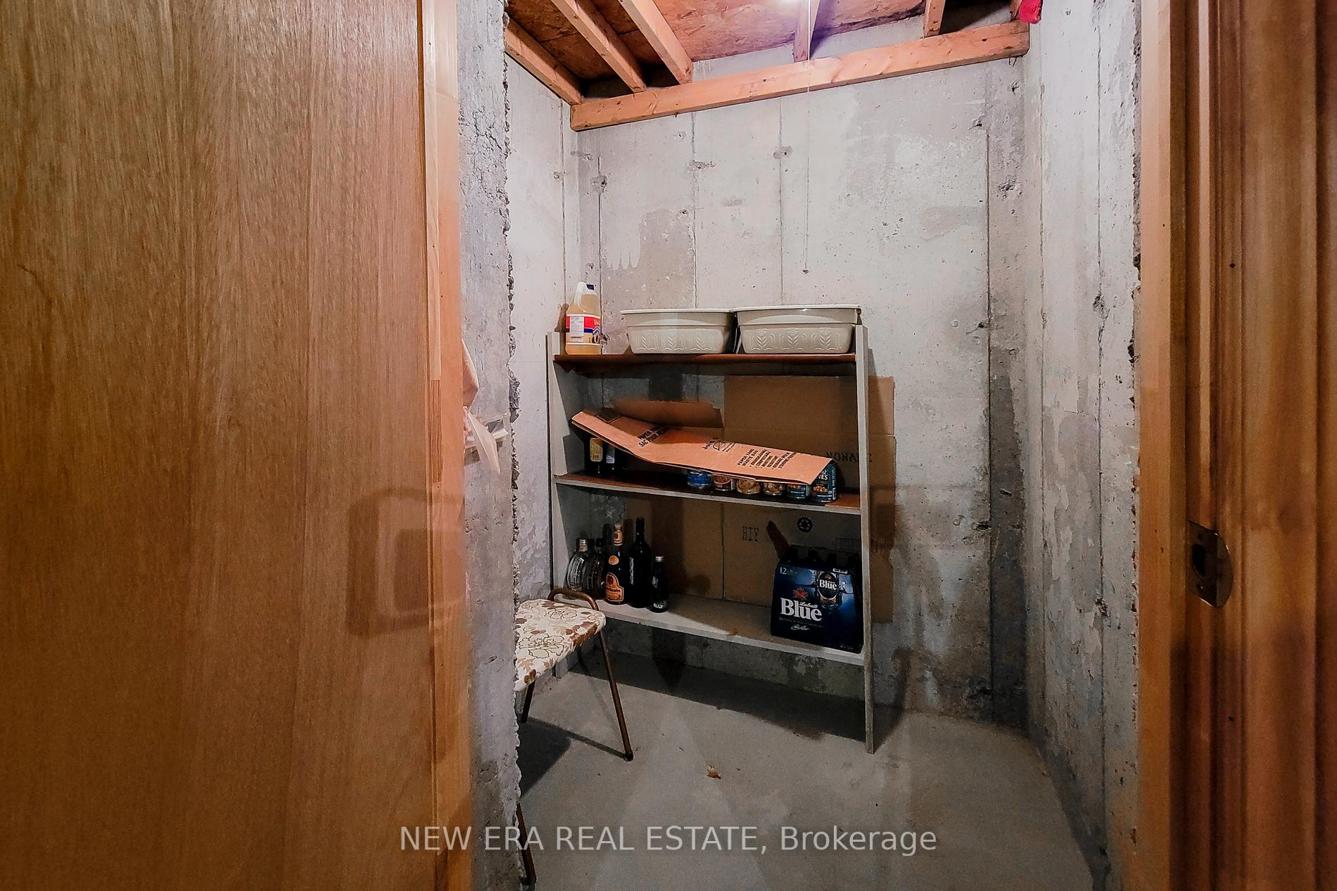 Photo 33 of 31 Foxmeadow Drive, Hamilton, Stoney Creek — HOMEH