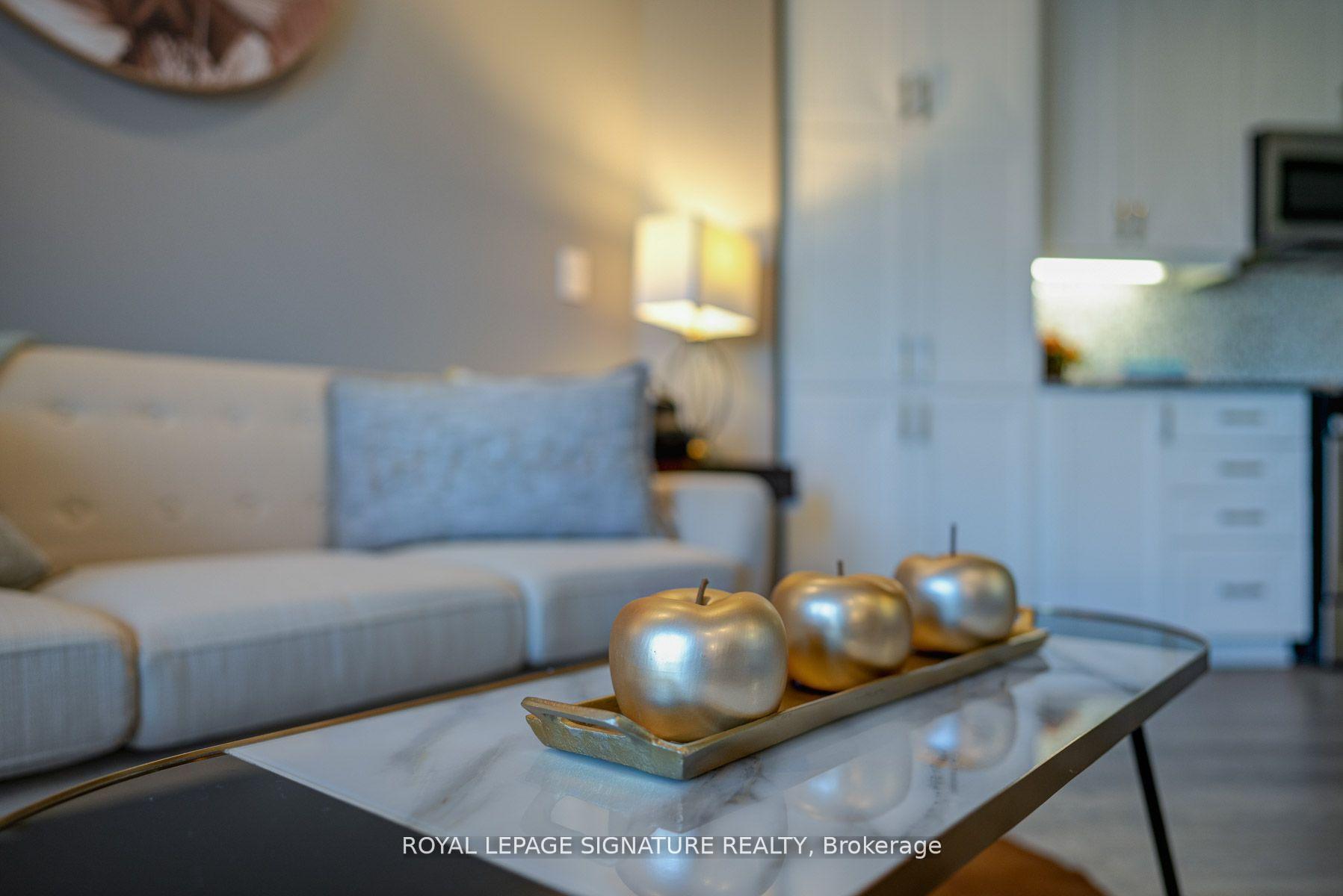 Photo 3 of Unit 301, 680 Gordon Street, Whitby, Port Whitby — HOMEH