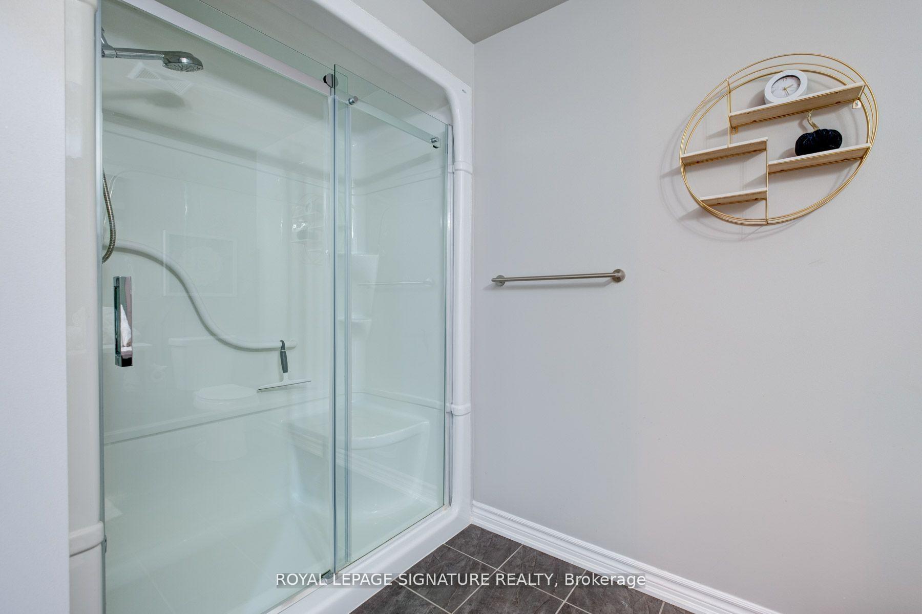 Photo 16 of Unit 301, 680 Gordon Street, Whitby, Port Whitby — HOMEH