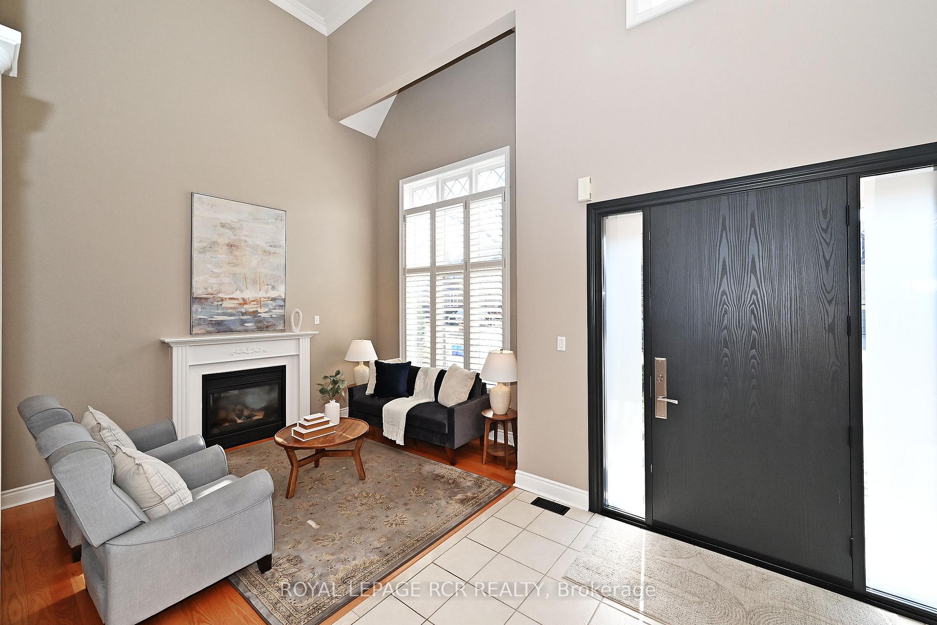 Photo 23 of 9 Deerhorn Crescent, Aurora, Aurora Highlands — HOMEH