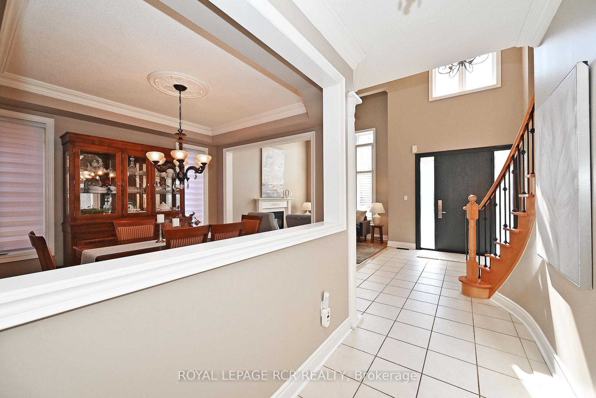 Photo 6 of 9 Deerhorn Crescent, Aurora, Aurora Highlands — HOMEH