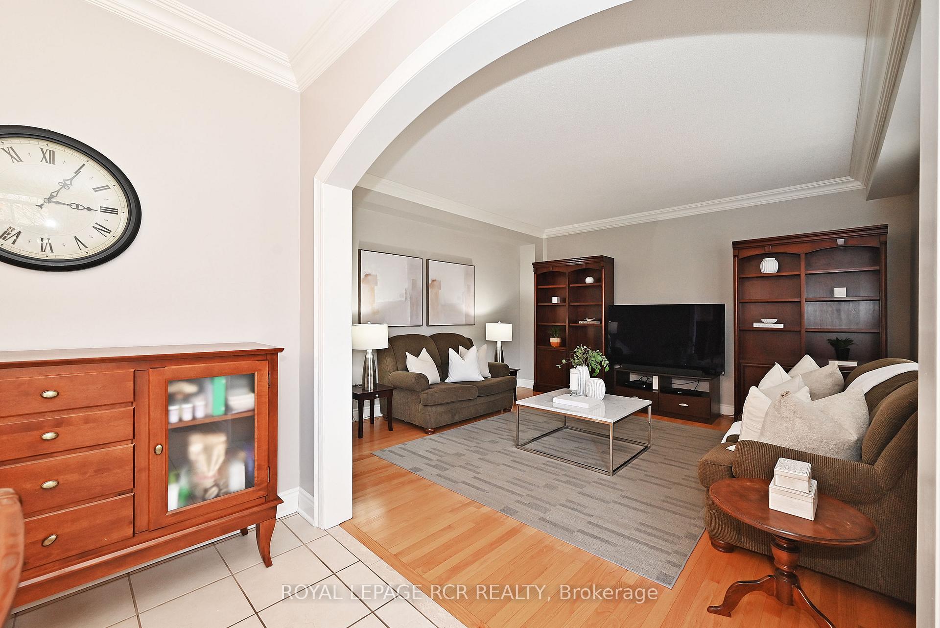 Photo 25 of 9 Deerhorn Crescent, Aurora, Aurora Highlands — HOMEH