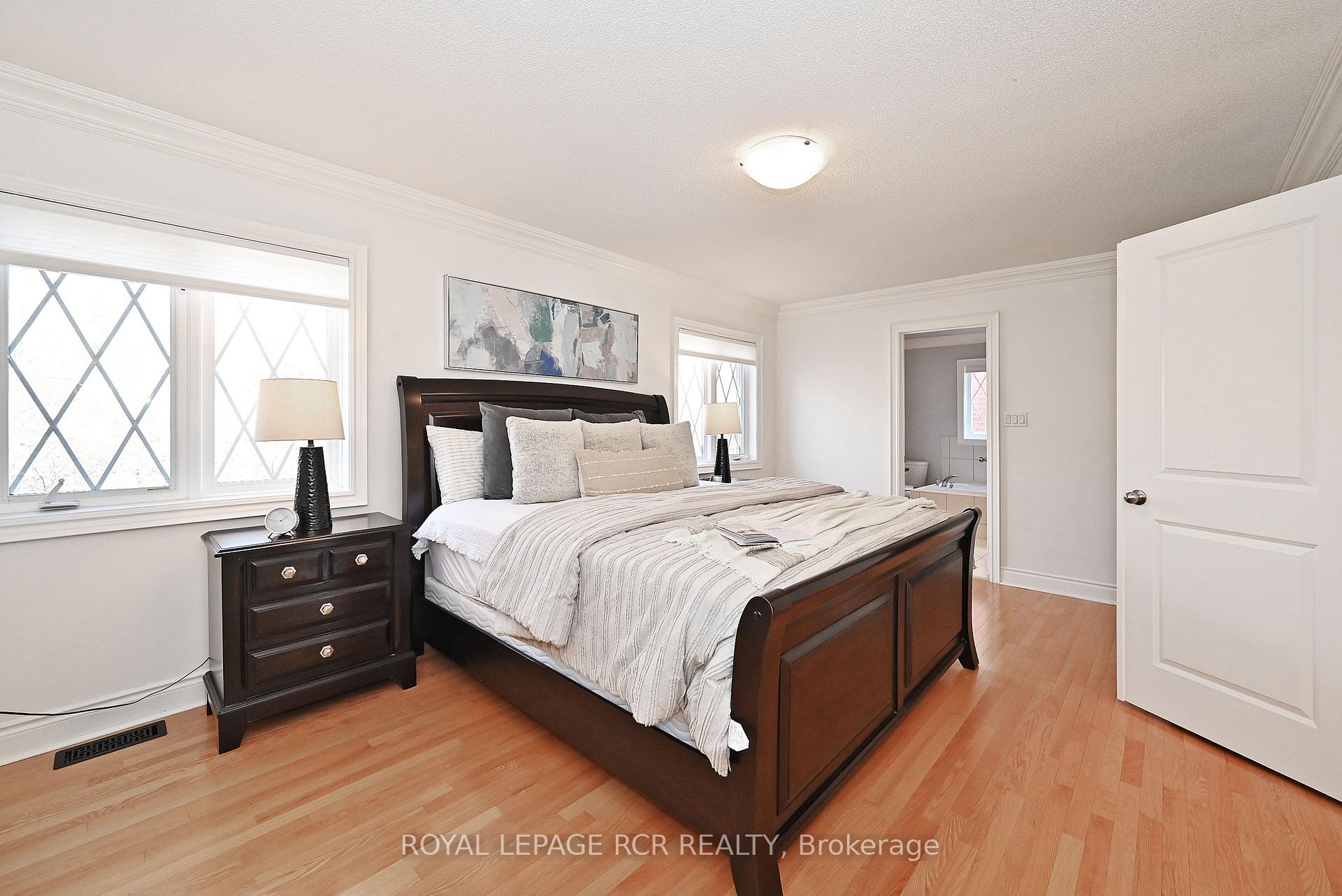 Photo 40 of 9 Deerhorn Crescent, Aurora, Aurora Highlands — HOMEH