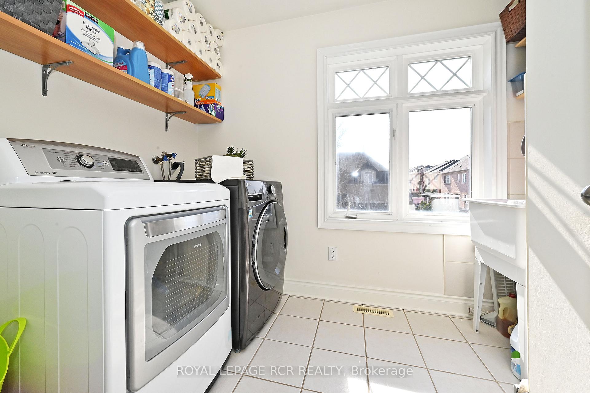 Photo 46 of 9 Deerhorn Crescent, Aurora, Aurora Highlands — HOMEH
