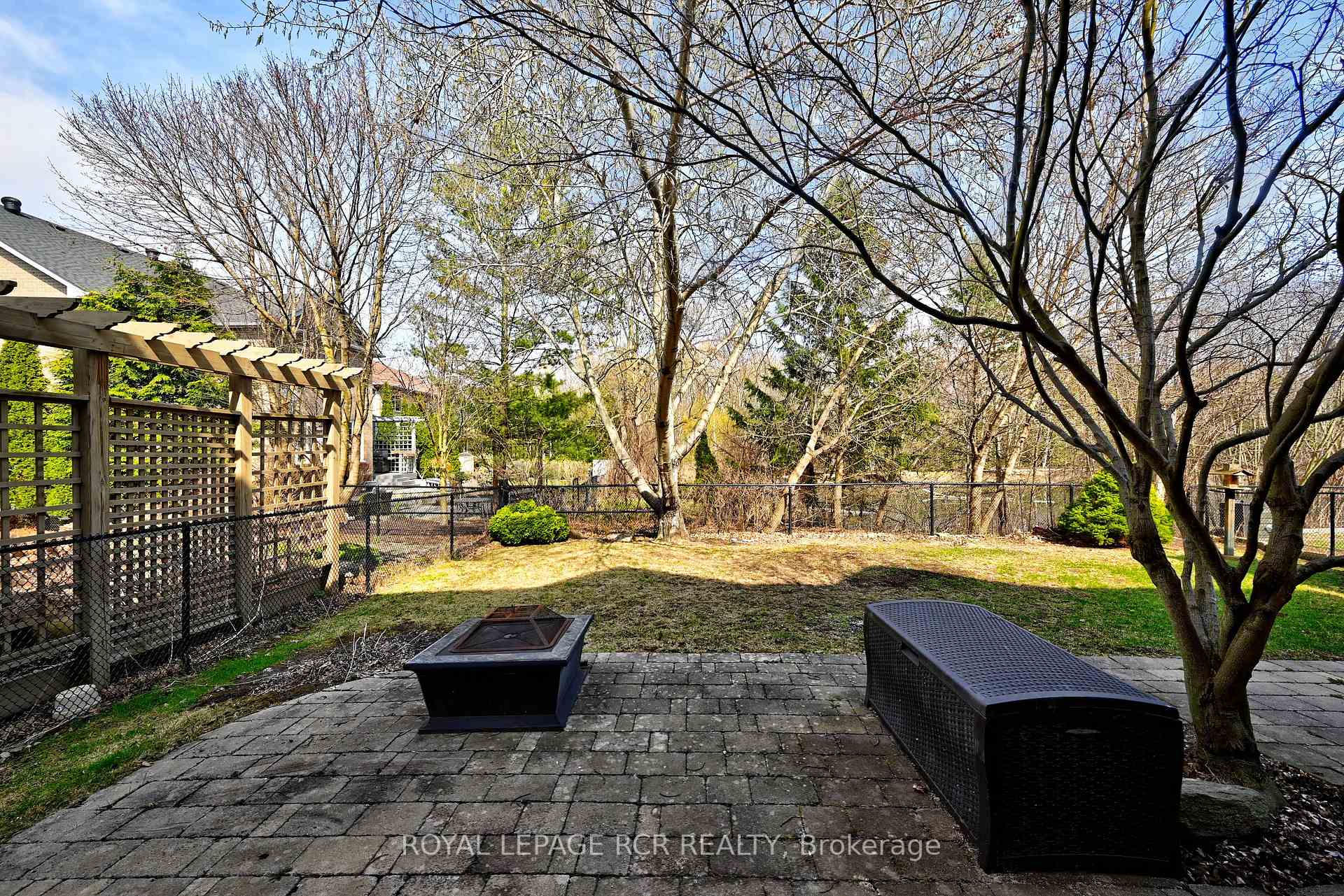 Photo 24 of 9 Deerhorn Crescent, Aurora, Aurora Highlands — HOMEH