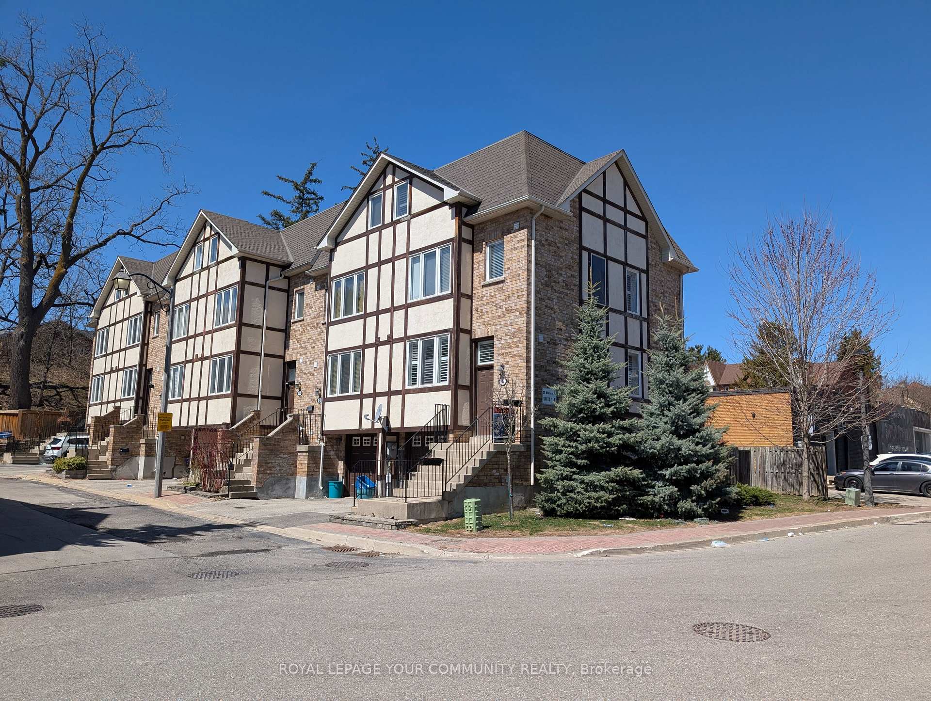Photo 1 of Unit 6, 20 Wallace Street, Vaughan, West Woodbridge — HOMEH