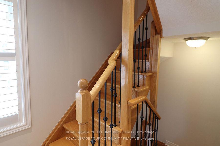 Photo 5 of Unit 6, 20 Wallace Street, Vaughan, West Woodbridge — HOMEH