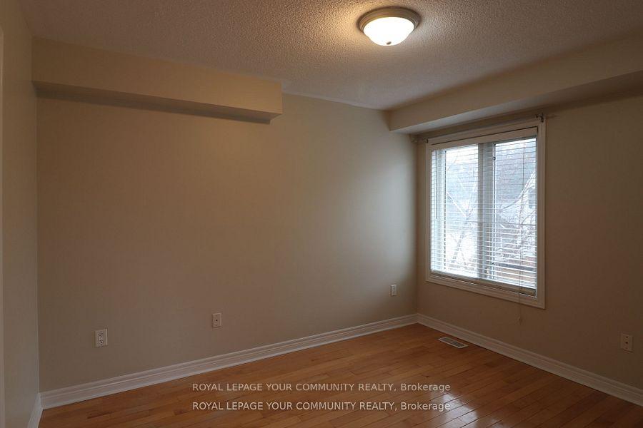 Photo 12 of Unit 6, 20 Wallace Street, Vaughan, West Woodbridge — HOMEH