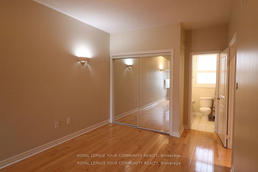 Photo 14 of Unit 6, 20 Wallace Street, Vaughan, West Woodbridge — HOMEH