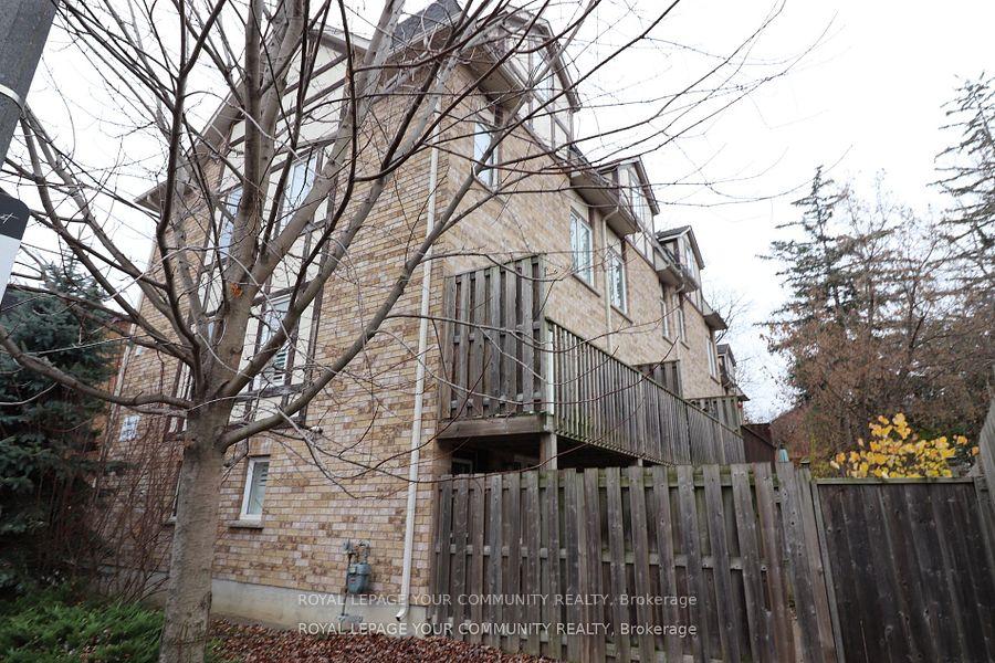 Photo 18 of Unit 6, 20 Wallace Street, Vaughan, West Woodbridge — HOMEH