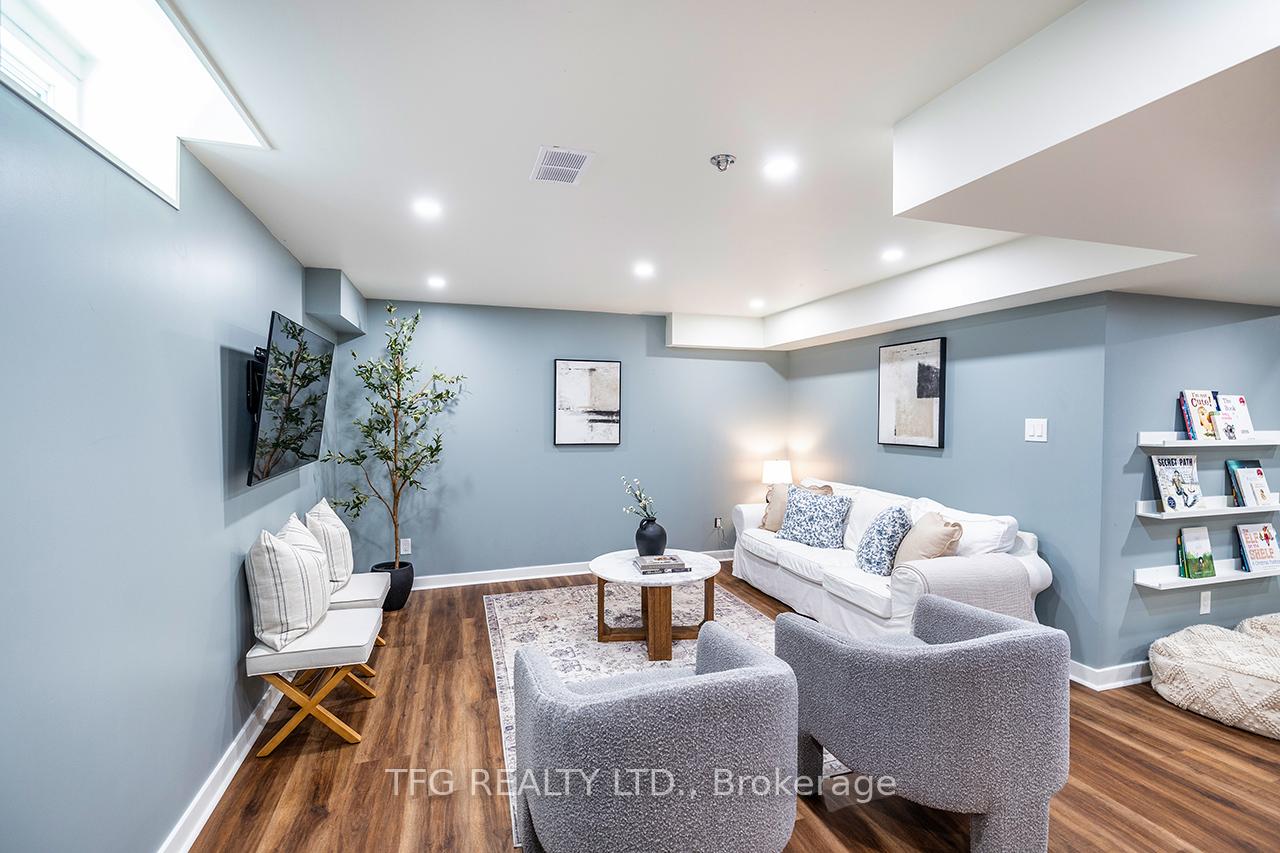 Photo 33 of 291 Kenneth Cole Drive, Clarington, Bowmanville — HOMEH