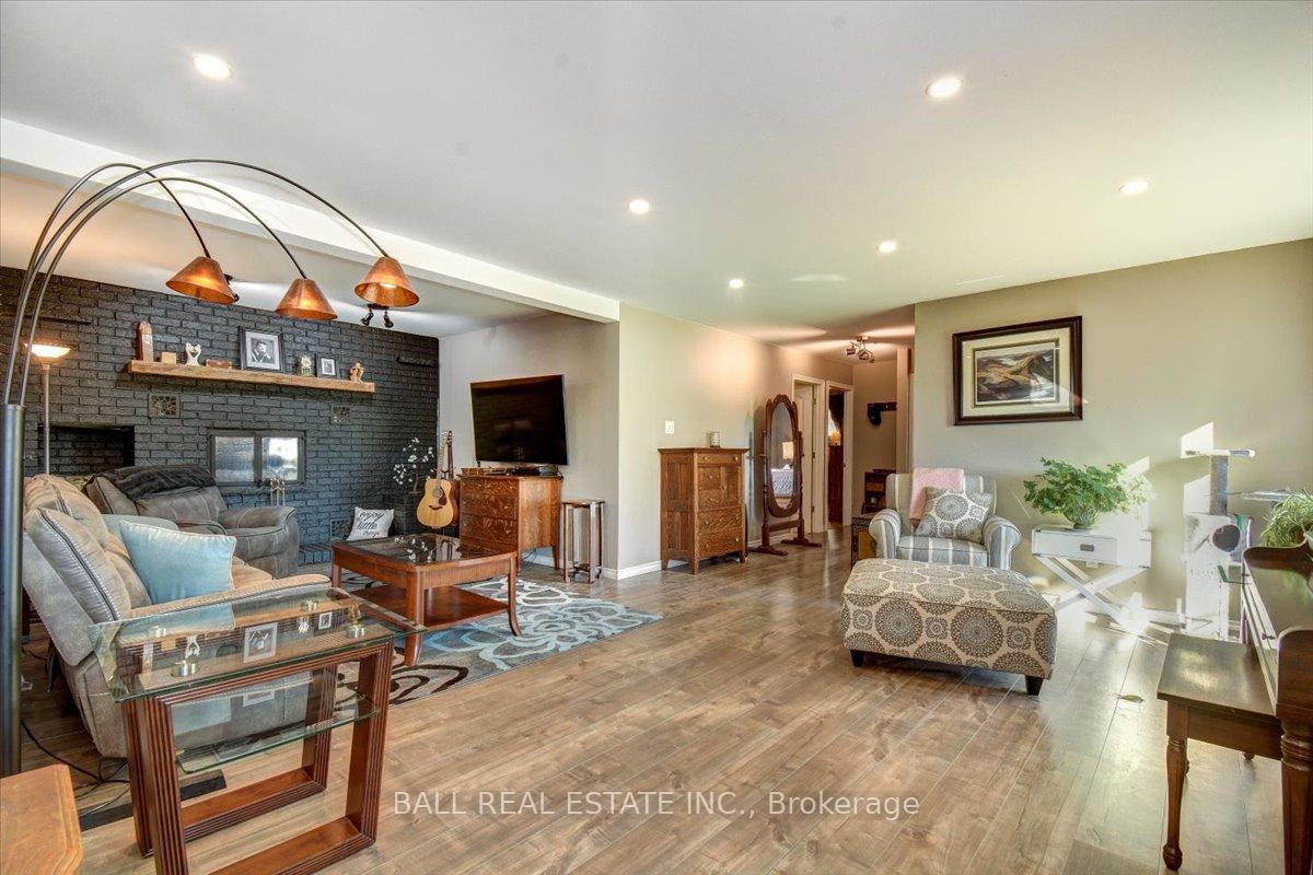 Photo 27 of 601 Airport Road, Faraday — HOMEH