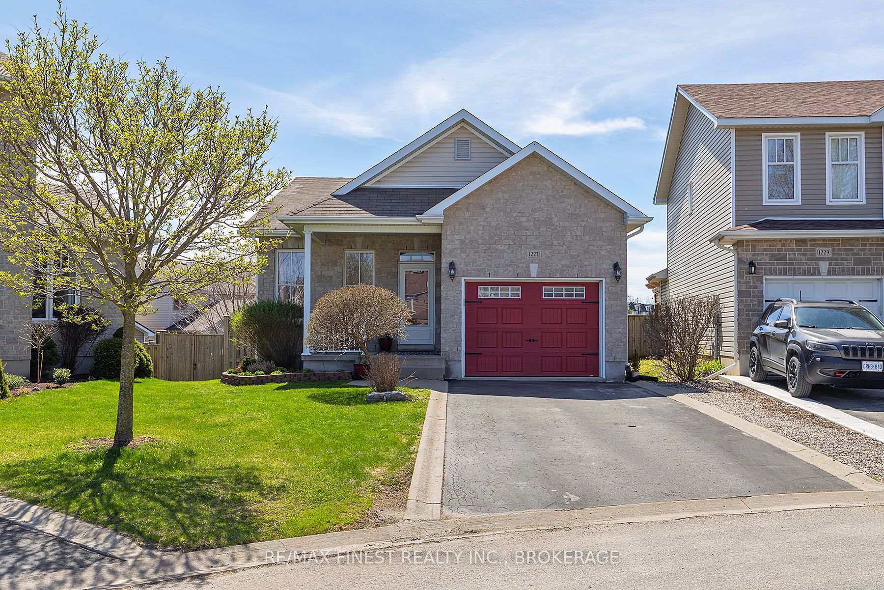 Photo 6 of 1227 Amanda Court, Kingston, City Northwest — HOMEH