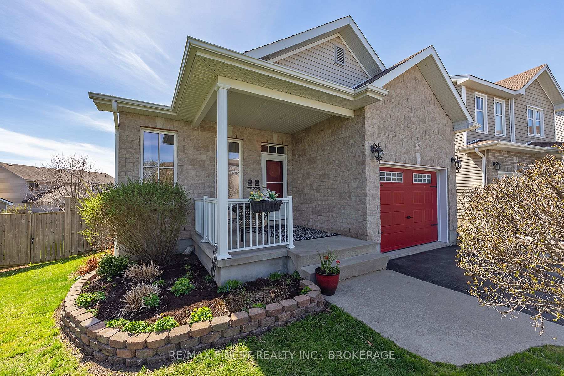 Photo 4 of 1227 Amanda Court, Kingston, City Northwest — HOMEH