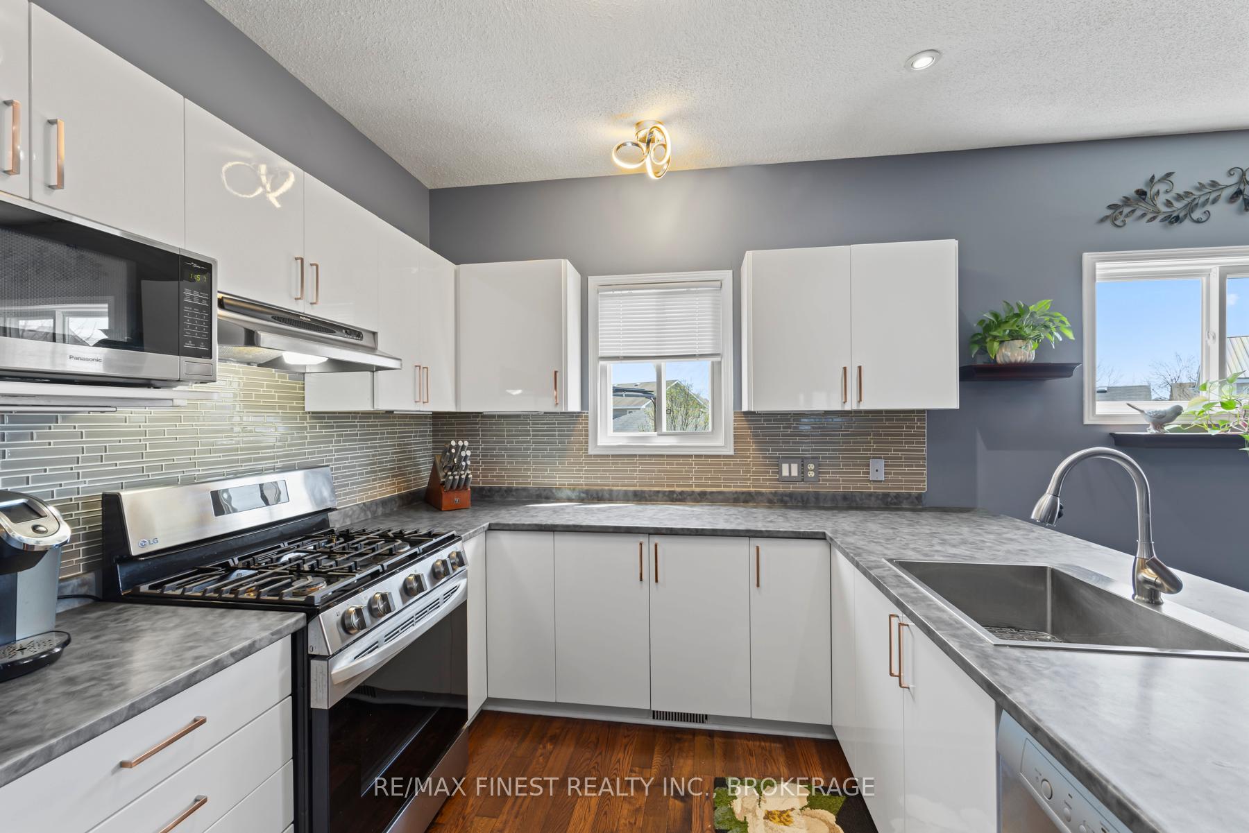 Photo 5 of 1227 Amanda Court, Kingston, City Northwest — HOMEH