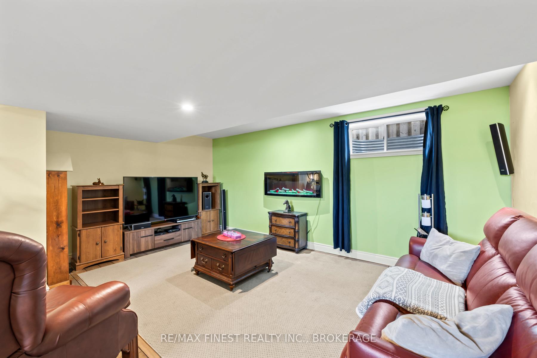 Photo 50 of 1227 Amanda Court, Kingston, City Northwest — HOMEH