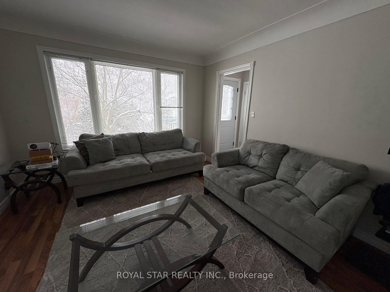 Photo 2 of 64 Harold Court, Hamilton, Ainslie Wood — HOMEH