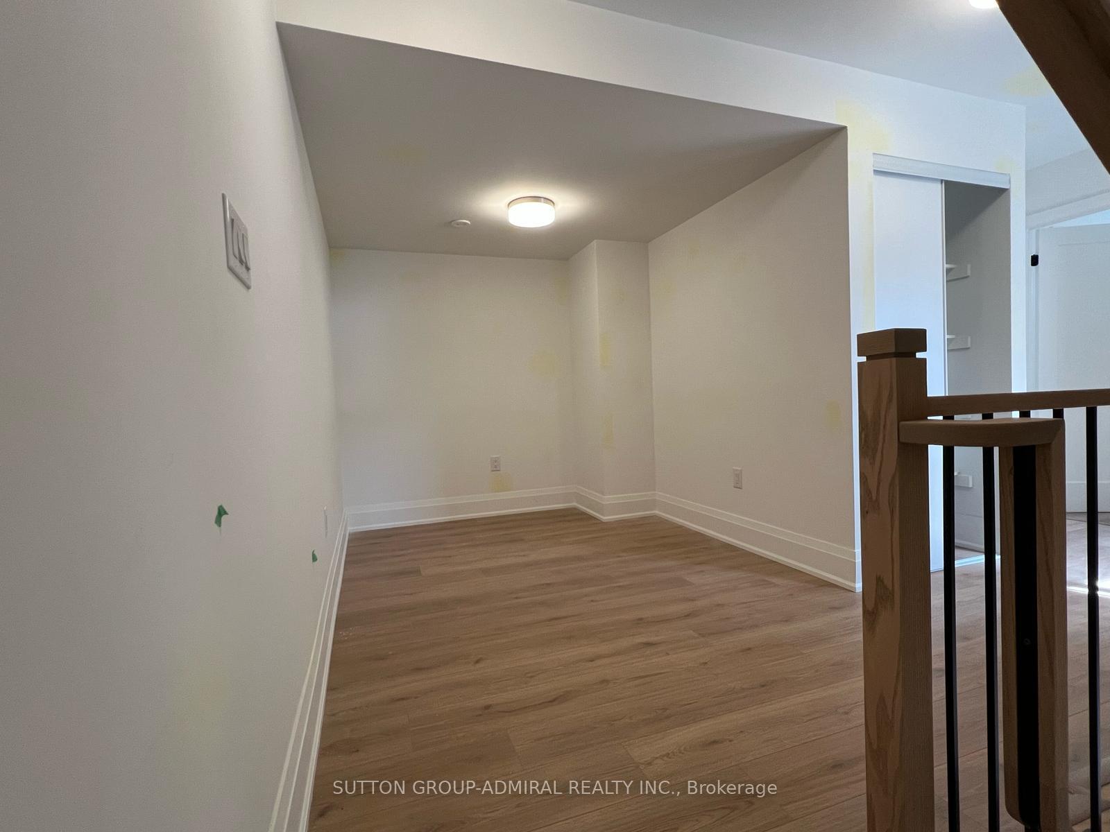 Photo 4 of 42 Chelsey Street, Vaughan, Uplands — HOMEH