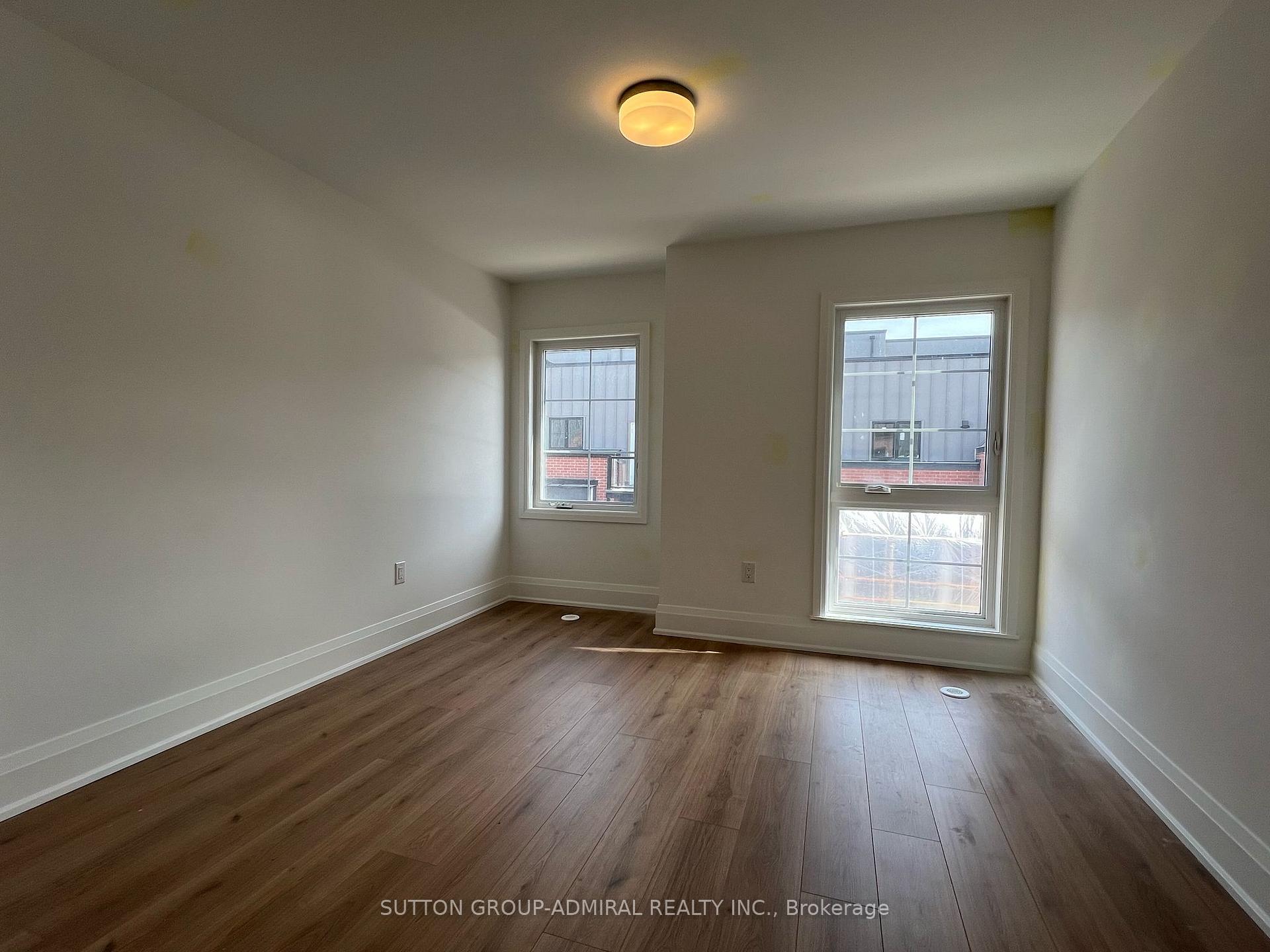 Photo 15 of 42 Chelsey Street, Vaughan, Uplands — HOMEH