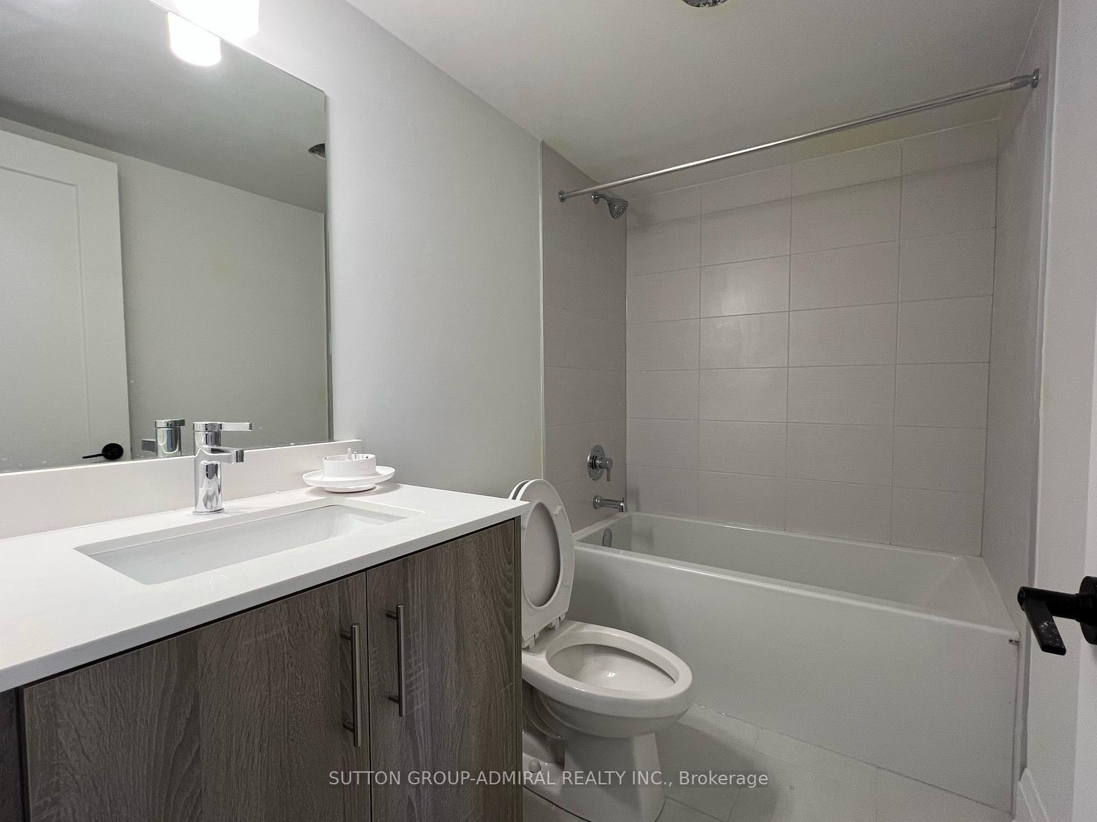 Photo 14 of 42 Chelsey Street, Vaughan, Uplands — HOMEH