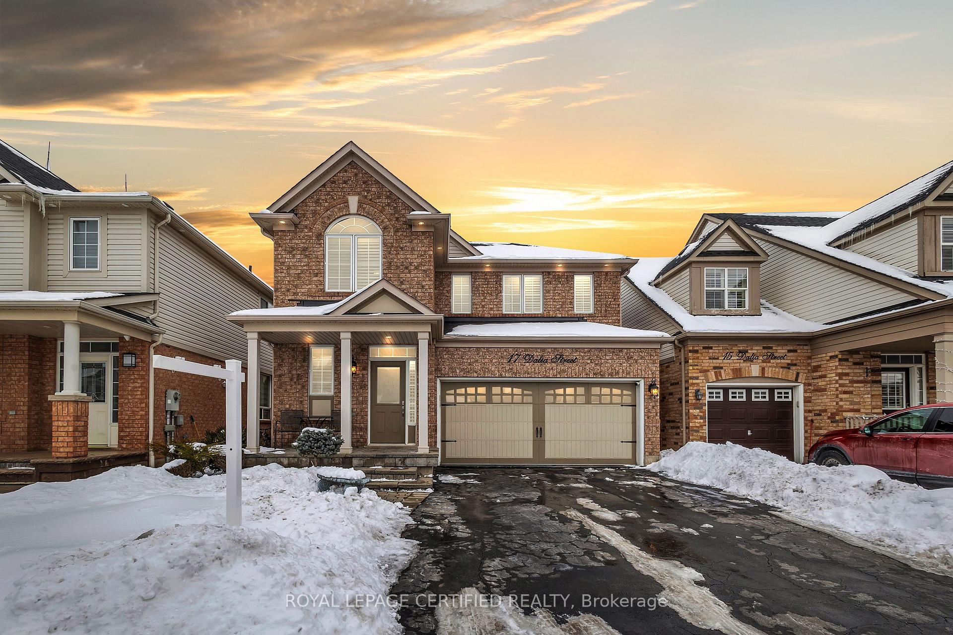 Photo 5 of 17 Dalia Street, Brampton, Credit Valley — HOMEH