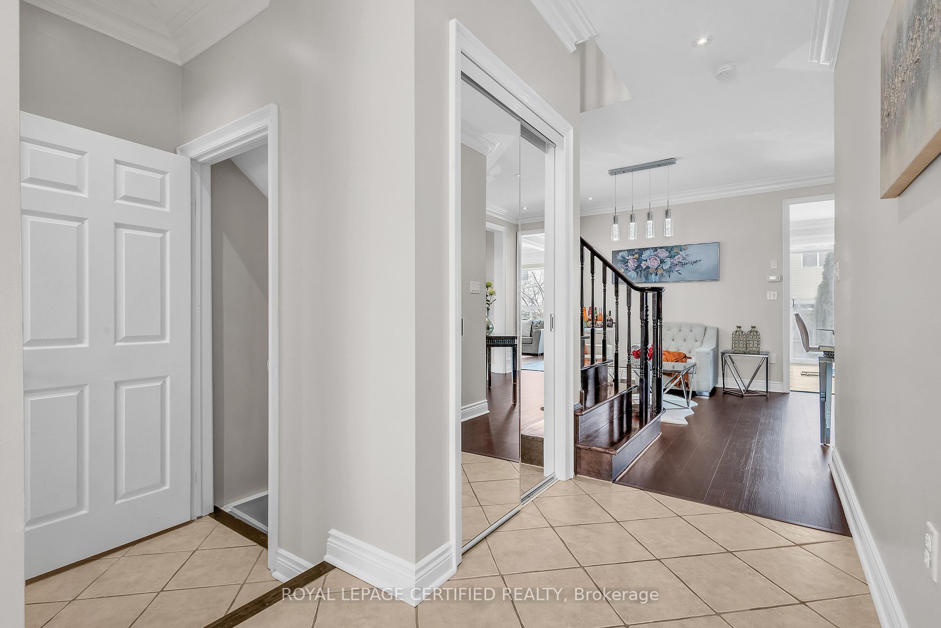 Photo 2 of 17 Dalia Street, Brampton, Credit Valley — HOMEH