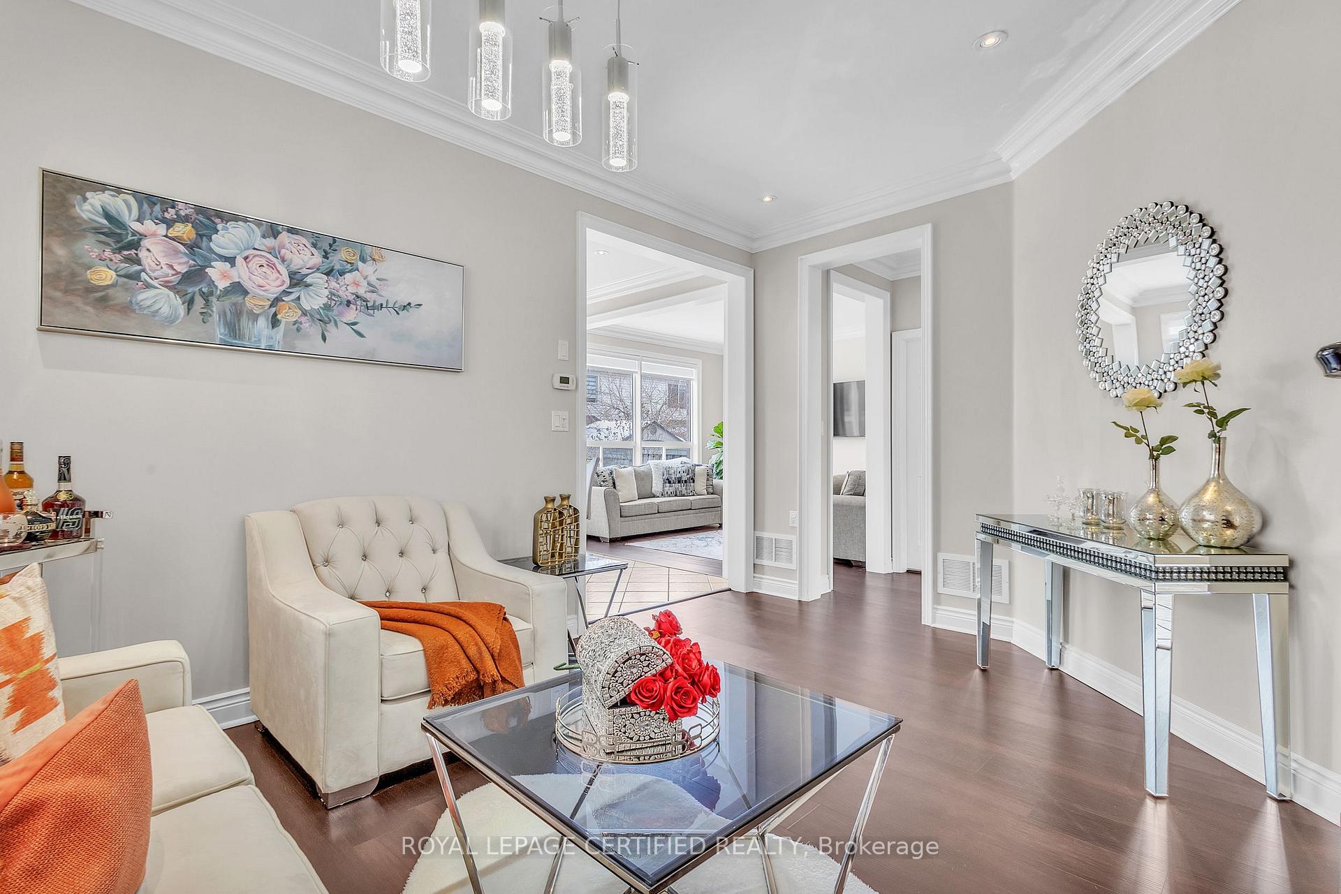Photo 8 of 17 Dalia Street, Brampton, Credit Valley — HOMEH