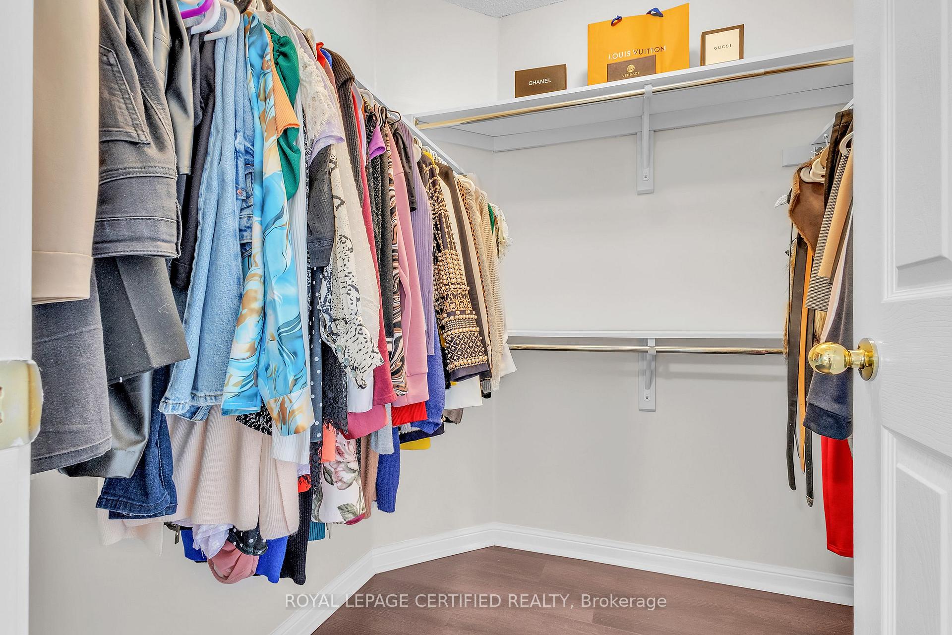 Photo 33 of 17 Dalia Street, Brampton, Credit Valley — HOMEH