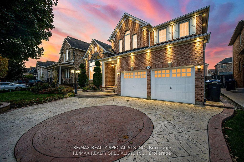 Photo 12 of 30 Latania Boulevard, Brampton, Vales of Castlemore — HOMEH