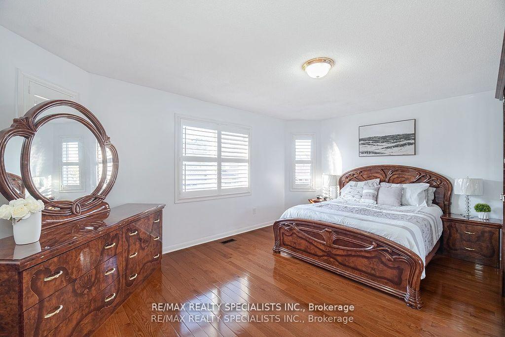 Photo 20 of 30 Latania Boulevard, Brampton, Vales of Castlemore — HOMEH